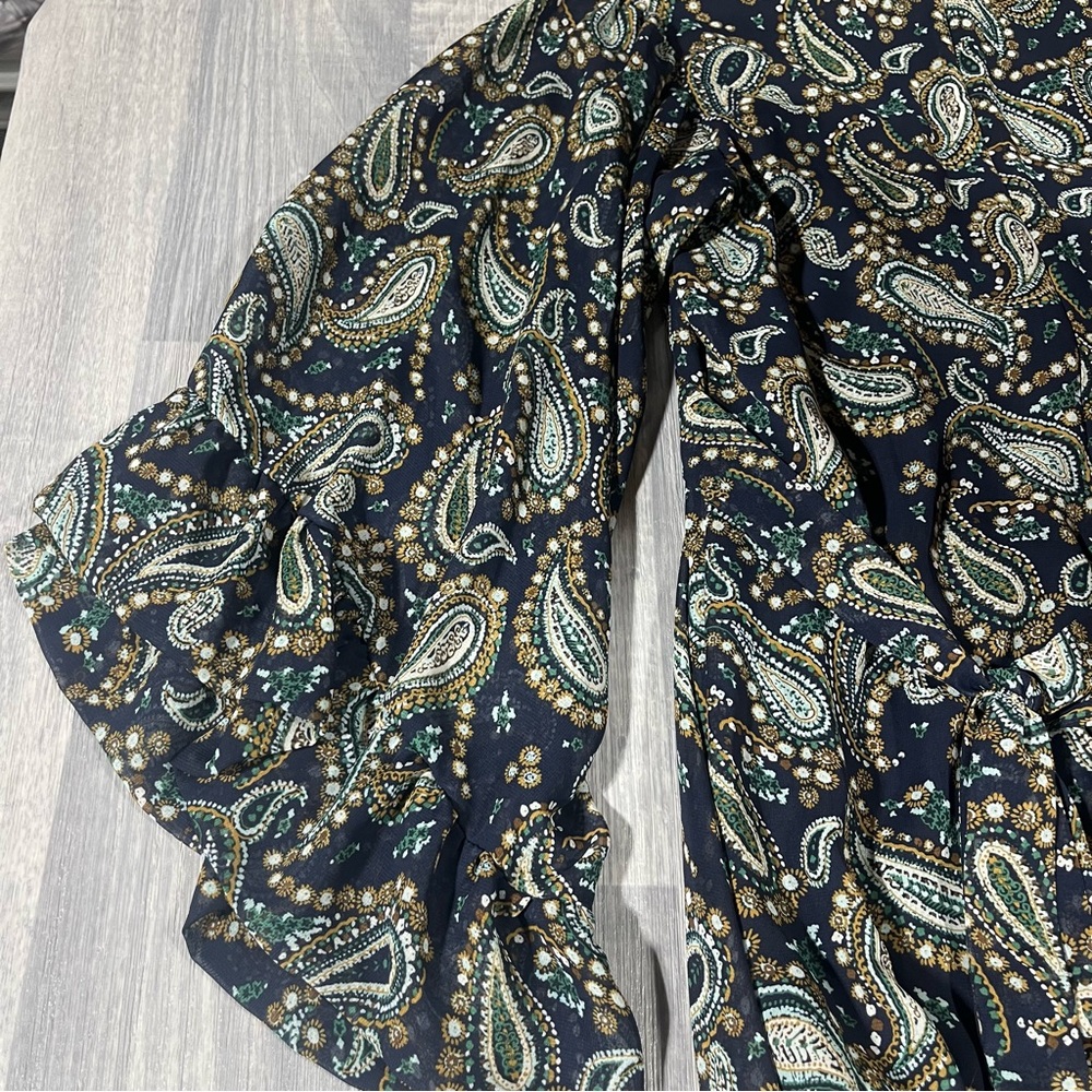 Betsey Johnson Navy Blue and Green Bohemian with Bell Sleeve Dress; Large (8) - Picture 9 of 10